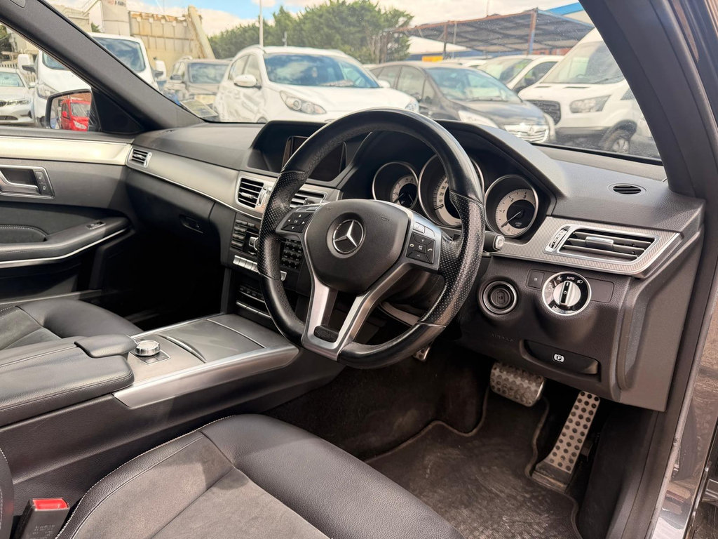 Mercedes-Benz E Class Saloon 2.1 E220 Cdi Amg Sport G-tronic Euro 5 S Silver #18