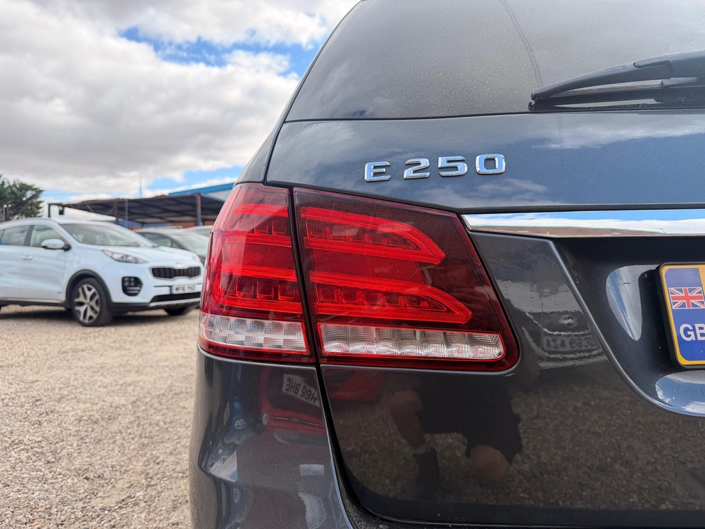 Mercedes-Benz E Class Saloon 2.1 E220 Cdi Amg Sport G-tronic Euro 5 S Silver #55