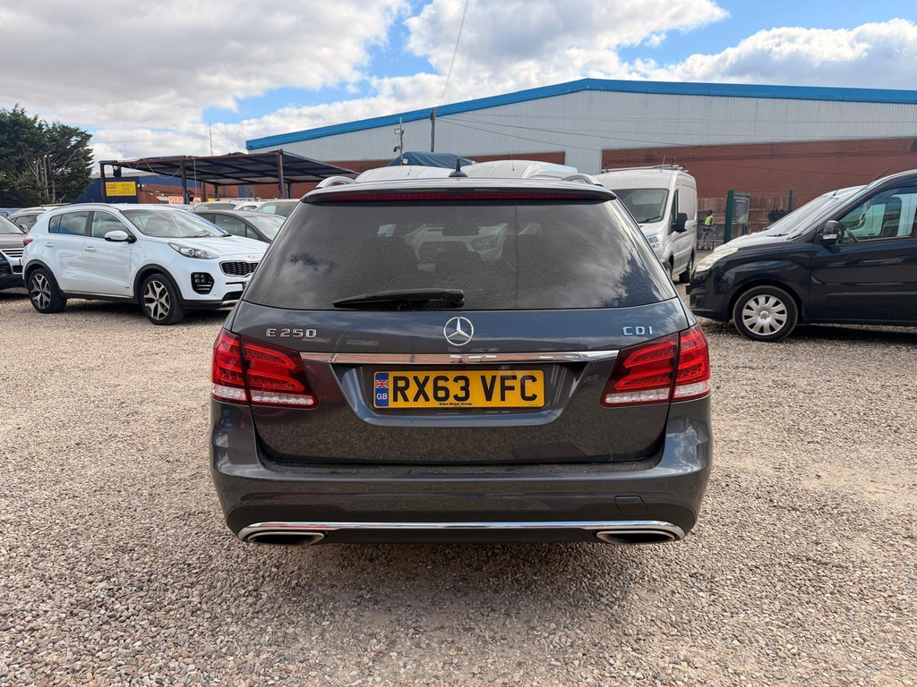 Mercedes-Benz E Class 2.1 Cdi Amg Sport G-tronic Euro 5 Ss #4