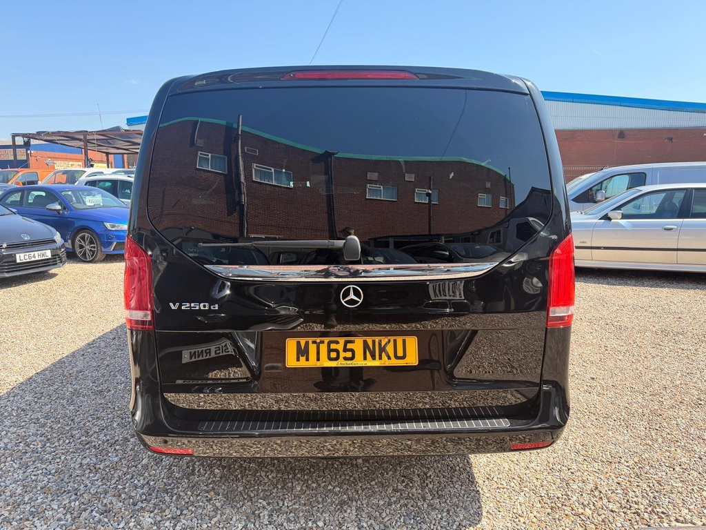Mercedes-Benz Vito 2.1 119 Cdi Bluetec Sport Crew Van G-tronic Rwd L #4