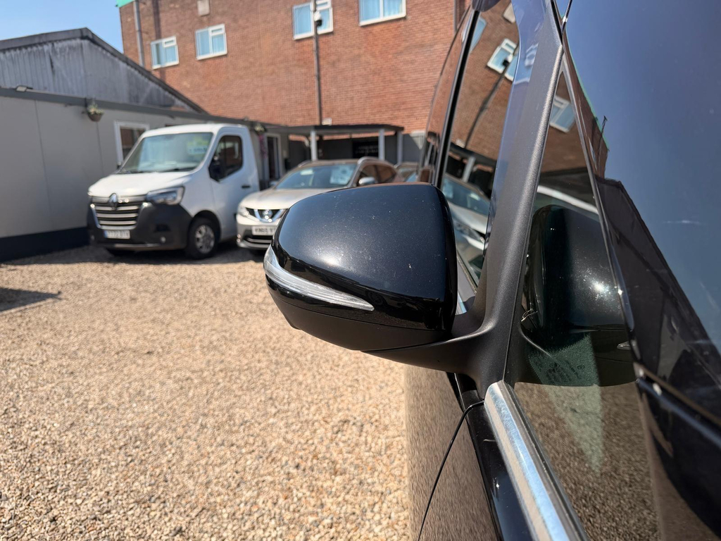 Mercedes-Benz Vito 2.1 116 Bluetec 163 White #74