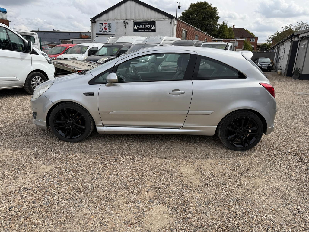Vauxhall Corsa 1.4I 16V Design Ac #4