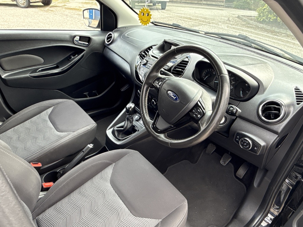 Ford KA+ 1.2 Zetec Black #3