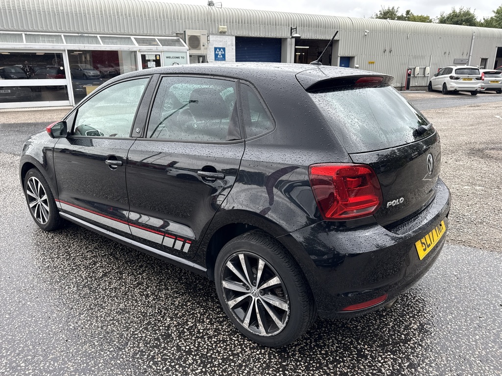Volkswagen Polo 1.0 Match Black #2