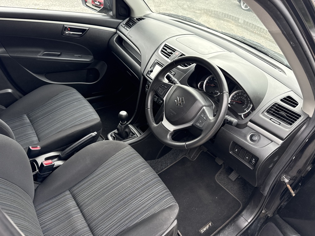 Suzuki Swift 1.2 Sz4 Nav Black #2