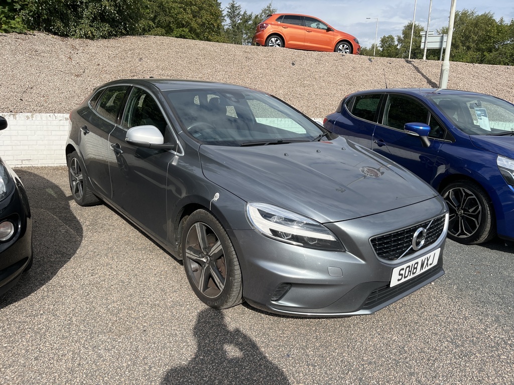 Volvo V40 T2 122 R Design Nav Plus Grey