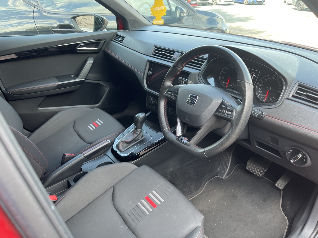 Seat Arona 1.0 Tsi 115 Fr Ez Dsg Red #2