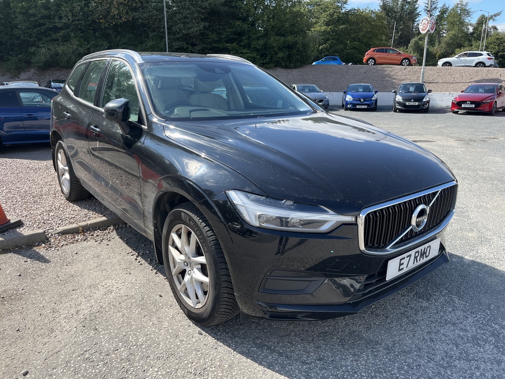 Volvo XC60 2.0 D4 Momentum Awd Geartronic Black