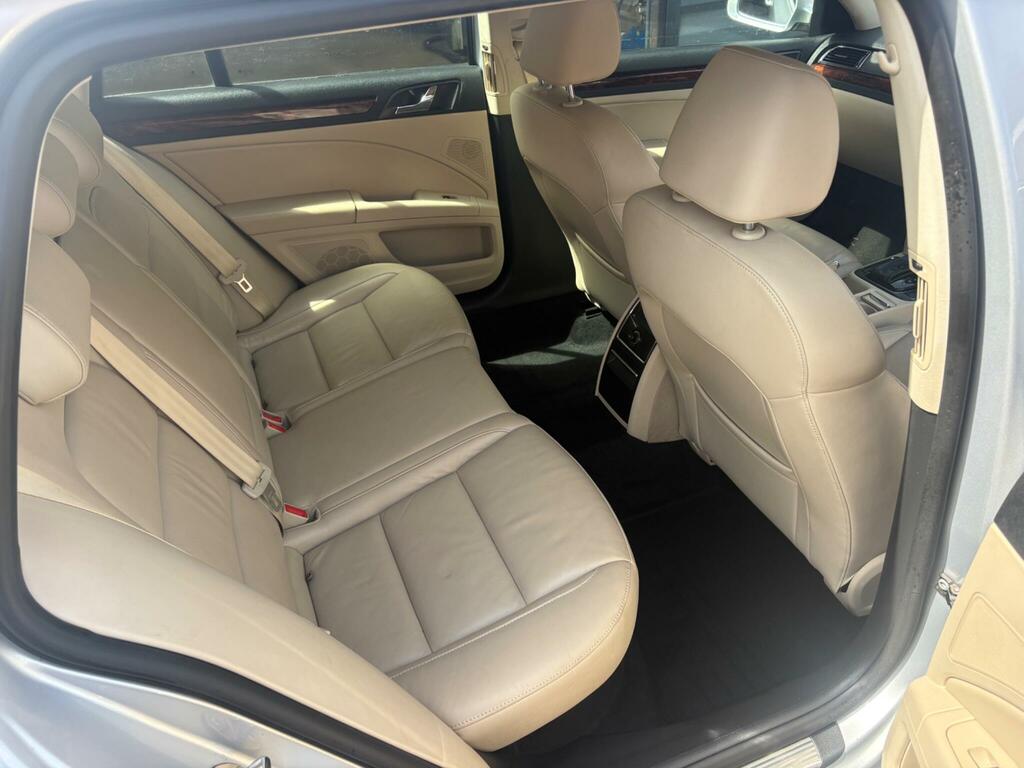 Skoda Superb 2.0 Tdi Laurin Klement Dsg Euro 5 Ss Black #4