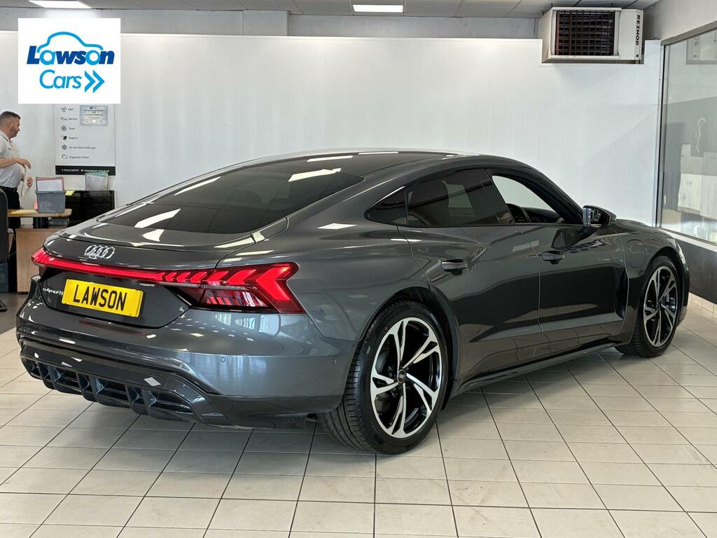Audi E Tron GT 93.4Kwh Saloon Quattro 476 Ps Grey #4