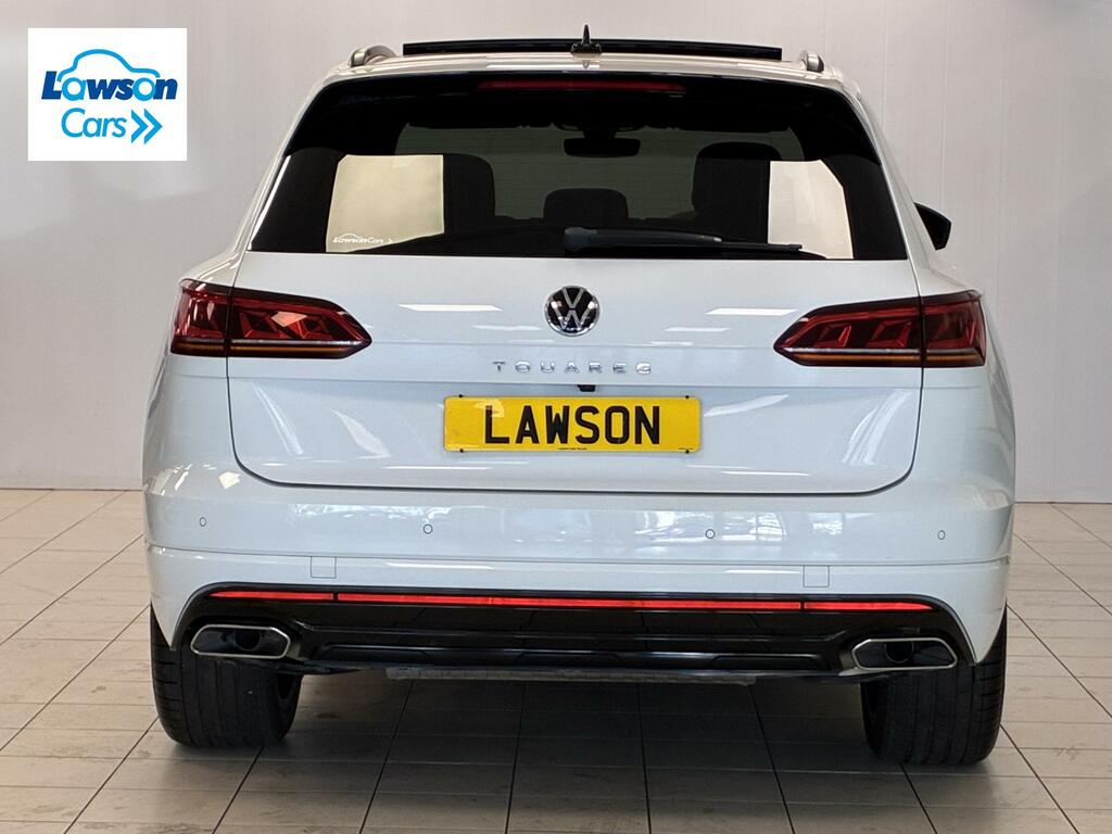 Volkswagen Touareg 3.0 Tdi V6 Black Edition Suv Tiptronic White #3