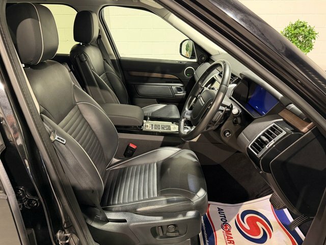 Land Rover Discovery .0 Sd V6 Hse Suv 4Wd Euro 6 S S Black #2