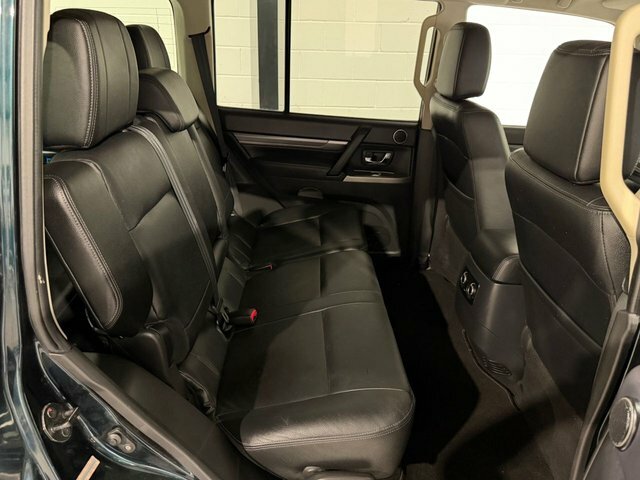 Mitsubishi Shogun 3.2 Di-dc Sg3 Suv 4Wd Euro 6 Lwb Green #4