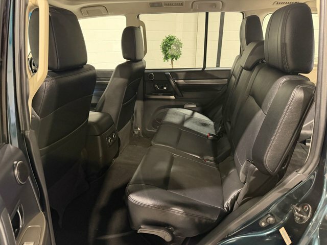 Mitsubishi Shogun 3.2 Di-dc Barbarian 4Wd Euro 5 Swb White #54