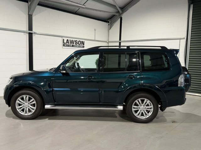 Mitsubishi Shogun 3.2 Di-dc Barbarian 4Wd Euro 5 Swb White #59