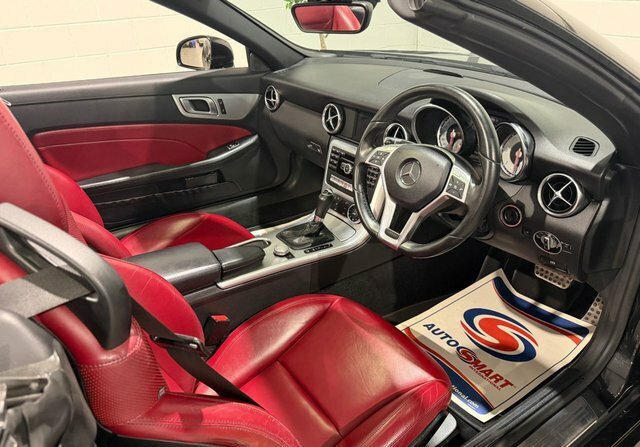 Mercedes-Benz SLK 2.1 Slk250 Cdi Amg Sport Convertible G- Black #2