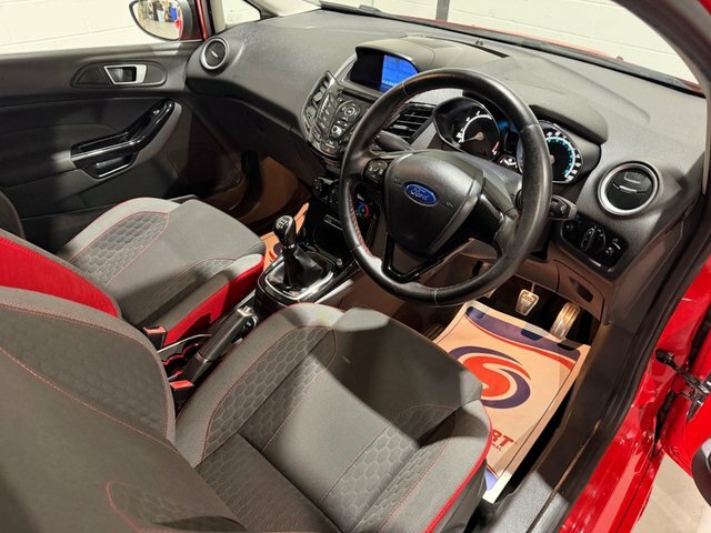 Ford Fiesta 1.0T Ecoboost Zetec S Hatchback Red #3