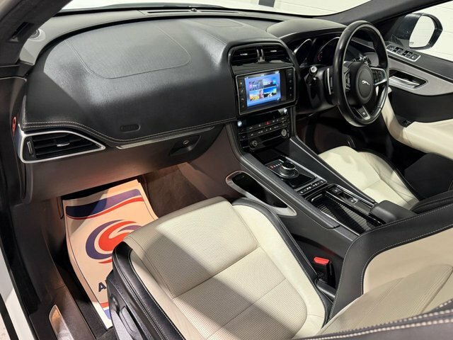 Jaguar F-Pace 2.0 P250i R-sport Awd Euro 6 Ss Grey #60