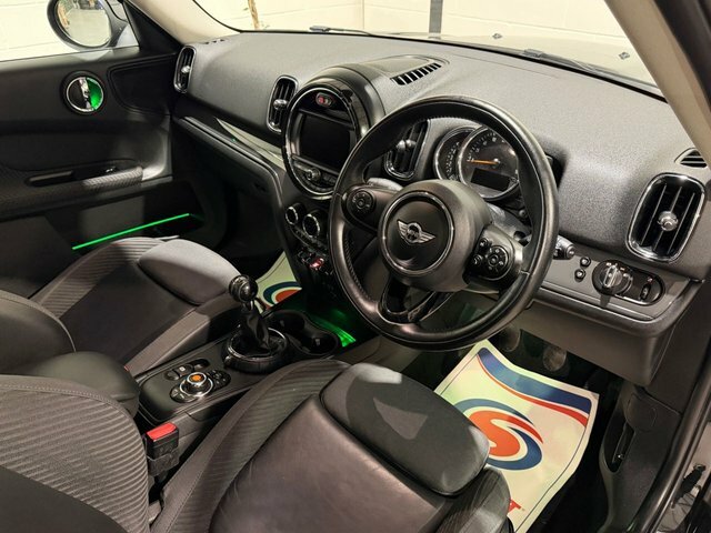 Mini Countryman 2.0 Cooper D Suv Euro 6 S S 1 Black #2