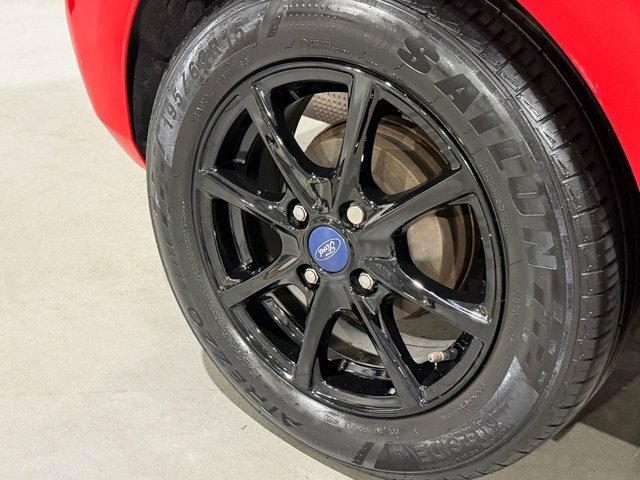 Ford Fiesta 1.1 Ti-vct Zetec Hatchback Euro Red #6