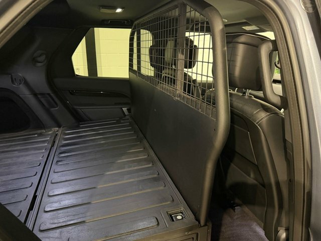 Land Rover Discovery 3.0 D300 Se Commercial Grey #7