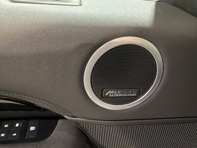 Land Rover Discovery 3.0 D300 Se Commercial Grey #58