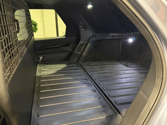 Land Rover Discovery 3.0 D300 Se Commercial Grey #65