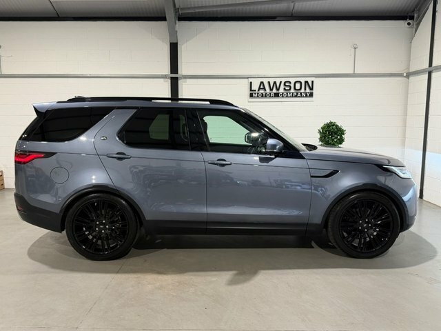 Land Rover Discovery 3.0 D300 Se Commercial Grey #63