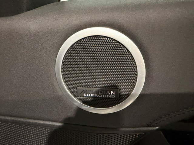 Land Rover Discovery 3.0 D300 Se Commercial Grey #14