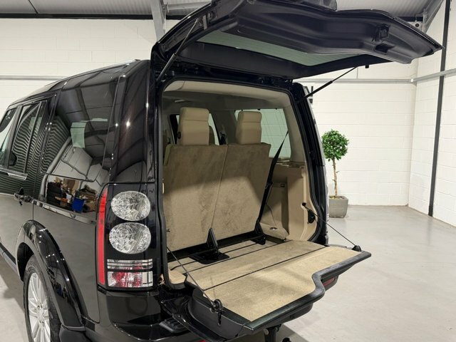 Land Rover Discovery 4 4 3.0 Sd V6 Se Tech 4Wd Euro 5 Ss Black #68