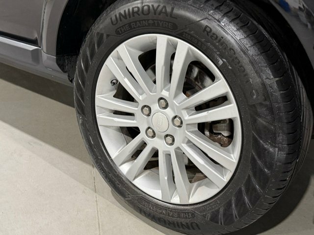Land Rover Discovery 4 4 3.0 Sd V6 Se Tech 4Wd Euro 5 Ss Black #54