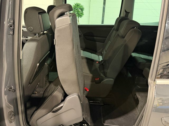 Volkswagen Sharan 1.4 Tsi Se Nav Dsg 7 Seats Black #53