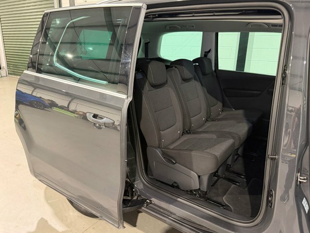 Volkswagen Sharan 1.4 Tsi Se Nav Dsg 7 Seats Black #14