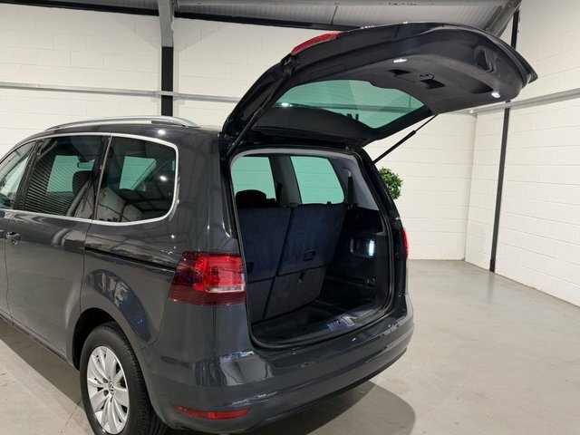 Volkswagen Sharan 1.4 Tsi Se Nav Dsg 7 Seats Black #55