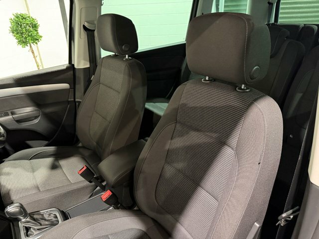 Volkswagen Sharan 1.4 Tsi Se Nav Dsg 7 Seats Black #50