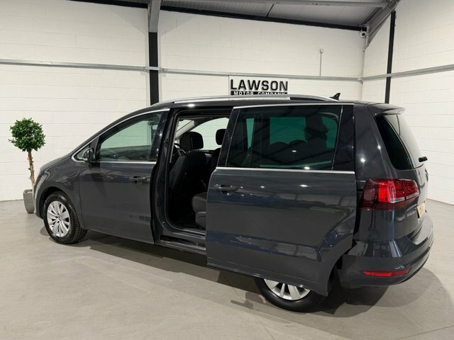 Volkswagen Sharan 1.4 Tsi Se Nav Dsg 7 Seats Black #52