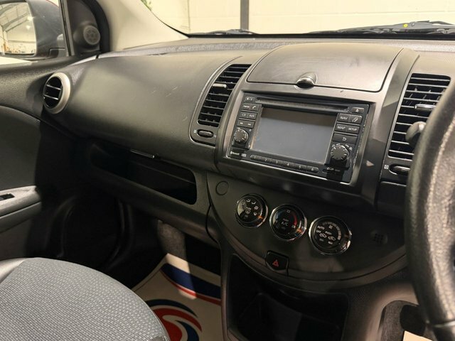 Nissan Note 2012 Nissan Notenbsp1.4 16V N-tec Euro 5 Pe Silver #13