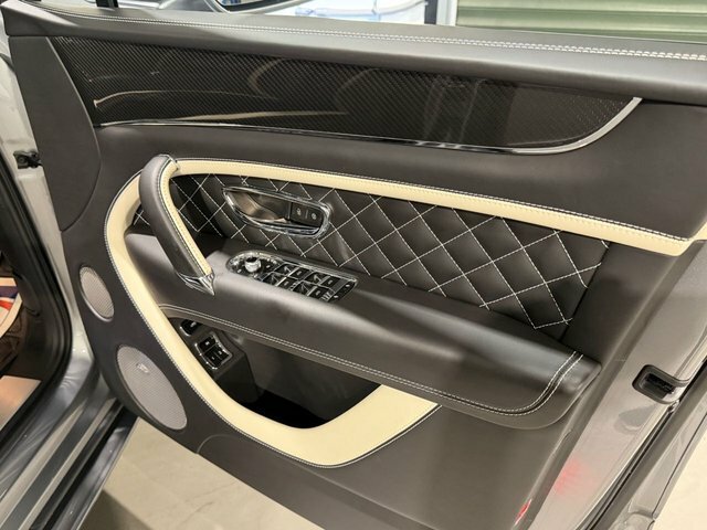Bentley Bentayga 4.0 V8 Suv 4Wd Euro 6 Ss 550 P Grey #32