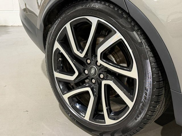 Land Rover Discovery 3.0 3.0 Sdv6 306 Se Commercial Black #39