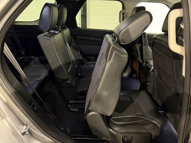 Land Rover Discovery 3.0 3.0 Sdv6 306 Se Commercial Black #7