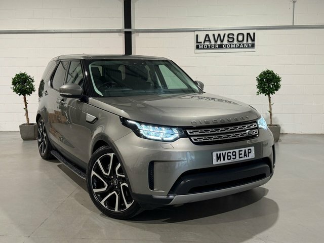 Land Rover Discovery 3.0 3.0 Sdv6 306 Se Commercial Black #46