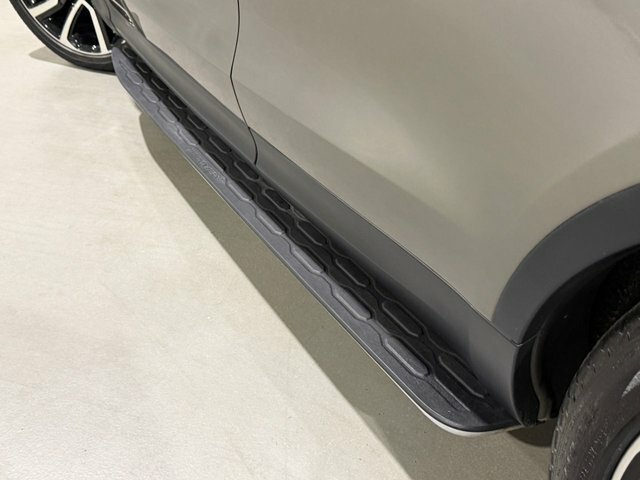 Land Rover Discovery 3.0 3.0 Sdv6 306 Se Commercial Black #59