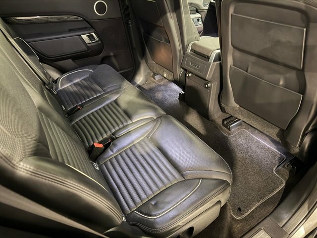 Land Rover Discovery 3.0 3.0 Sdv6 306 Se Commercial Black #19