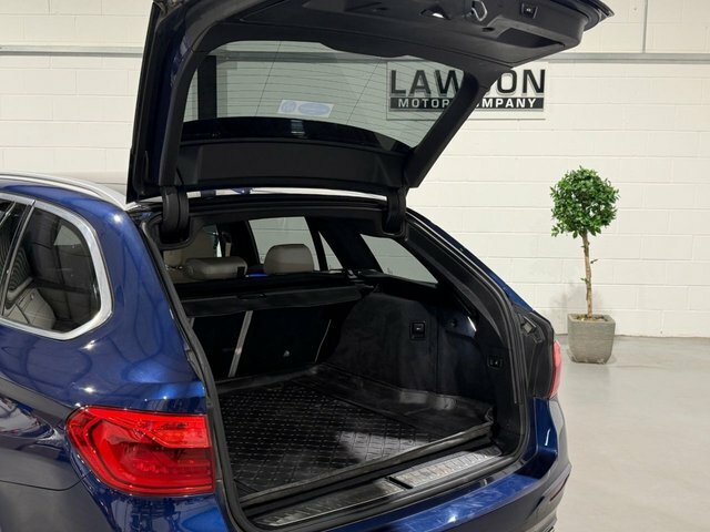 BMW 5 Series 2.0 520D M Sport Touring Euro 6 Ss Black #38