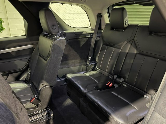 Land Rover Discovery 2.0 Td4 Landmark 178 Bhp 9Sp 7 Seat 4Wd Black #74