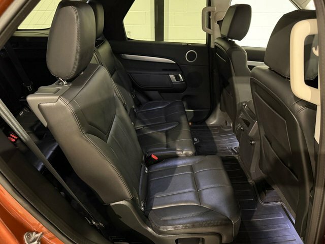 Land Rover Discovery 2.0 Td4 Landmark 178 Bhp 9Sp 7 Seat 4Wd Black #9