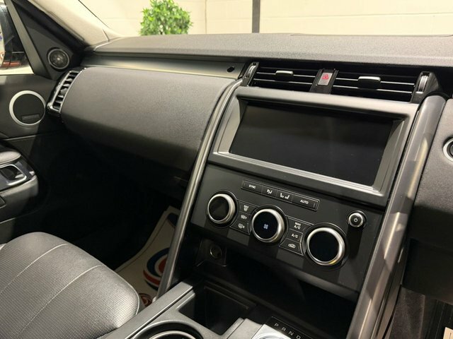 Land Rover Discovery 2.0 Td4 Landmark 178 Bhp 9Sp 7 Seat 4Wd Black #23