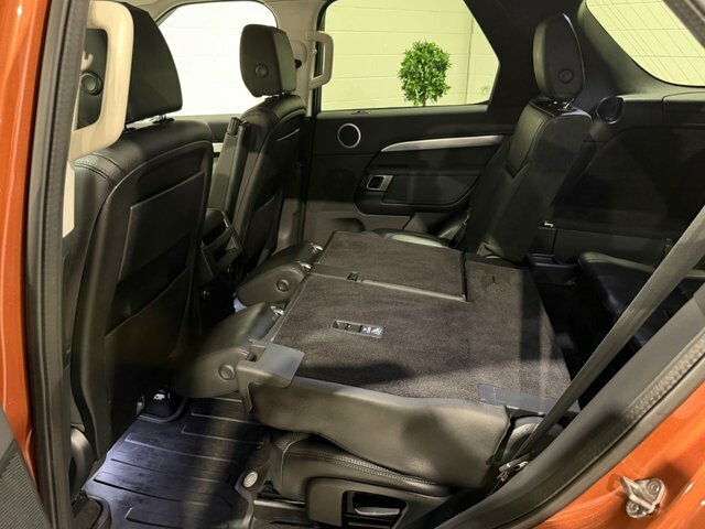 Land Rover Discovery 2.0 Td4 Landmark 178 Bhp 9Sp 7 Seat 4Wd Black #76
