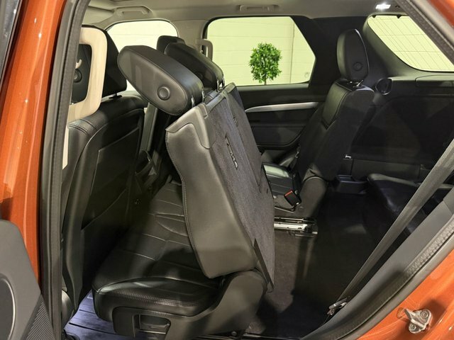 Land Rover Discovery 2.0 Td4 Landmark 178 Bhp 9Sp 7 Seat 4Wd Black #73