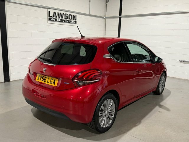 Peugeot 208 1.2 Puretech Xs Lime Euro 6 White #23